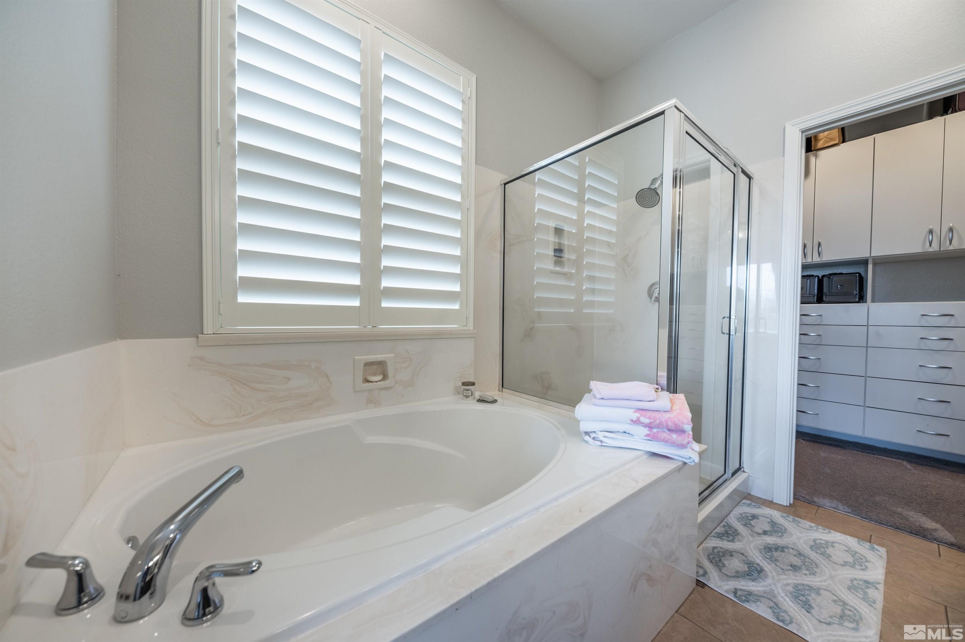 10735 Grayslake Drive Reno, NV 89521 - Photo 18 of 37 Photo 18