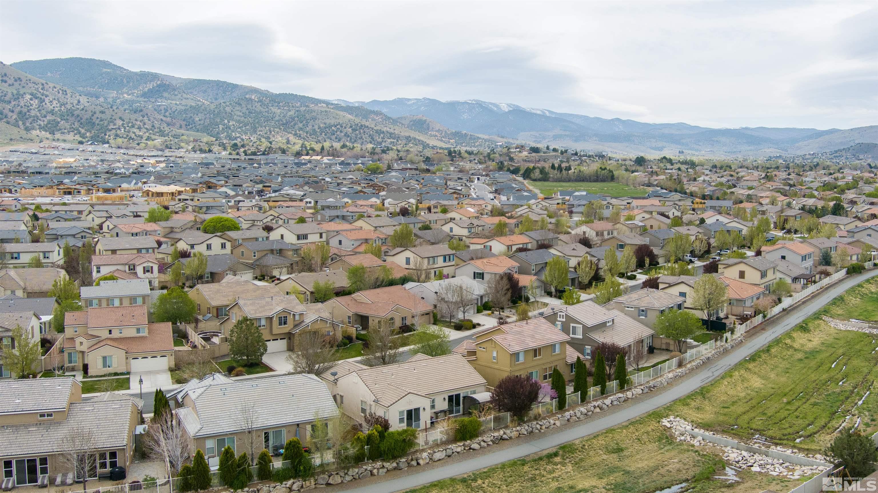 10735 Grayslake Drive Reno, NV 89521 - Photo 30 of 37 Photo 30