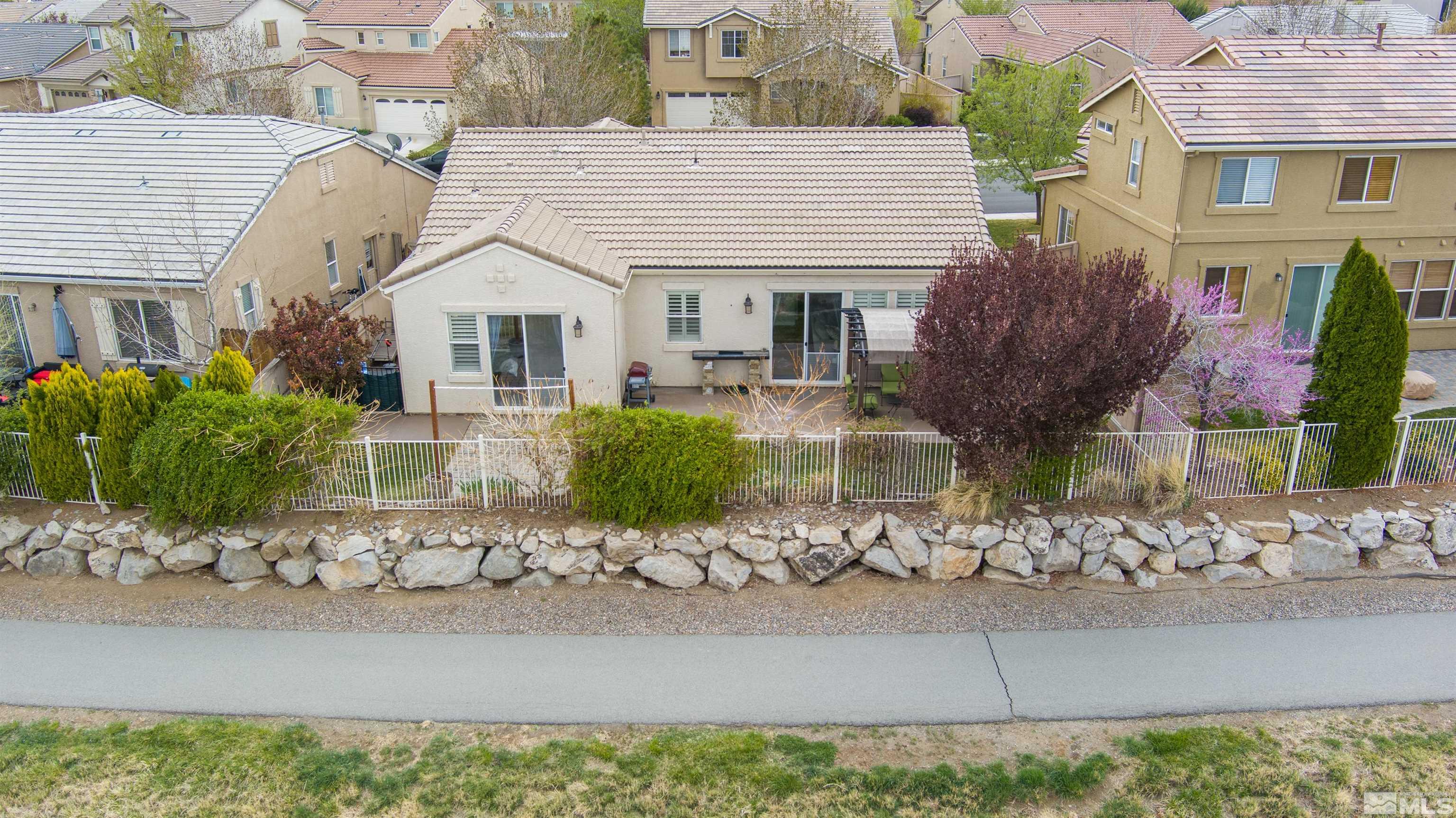 10735 Grayslake Drive Reno, NV 89521 - Photo 32 of 37 Photo 32