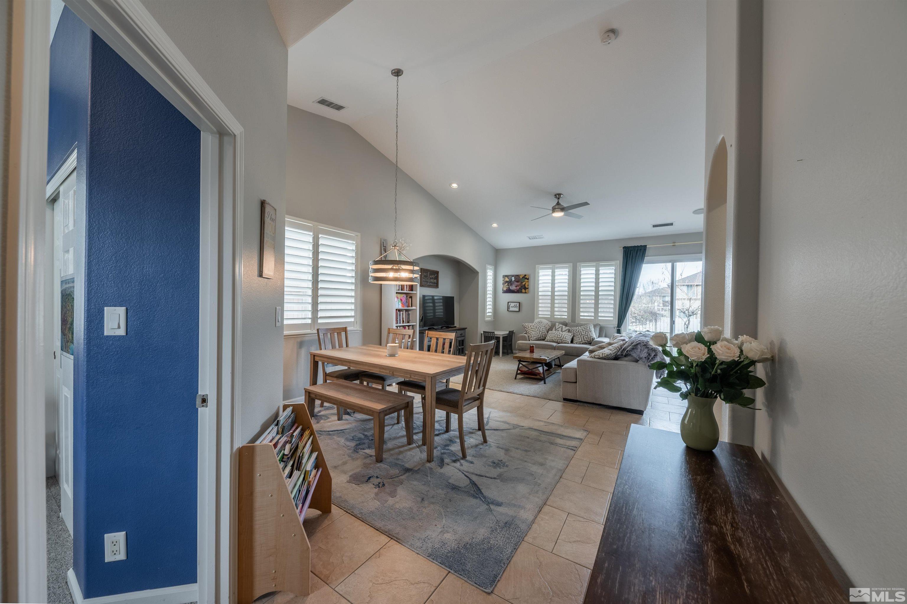 10735 Grayslake Drive Reno, NV 89521 - Photo 5 of 37 Photo 5