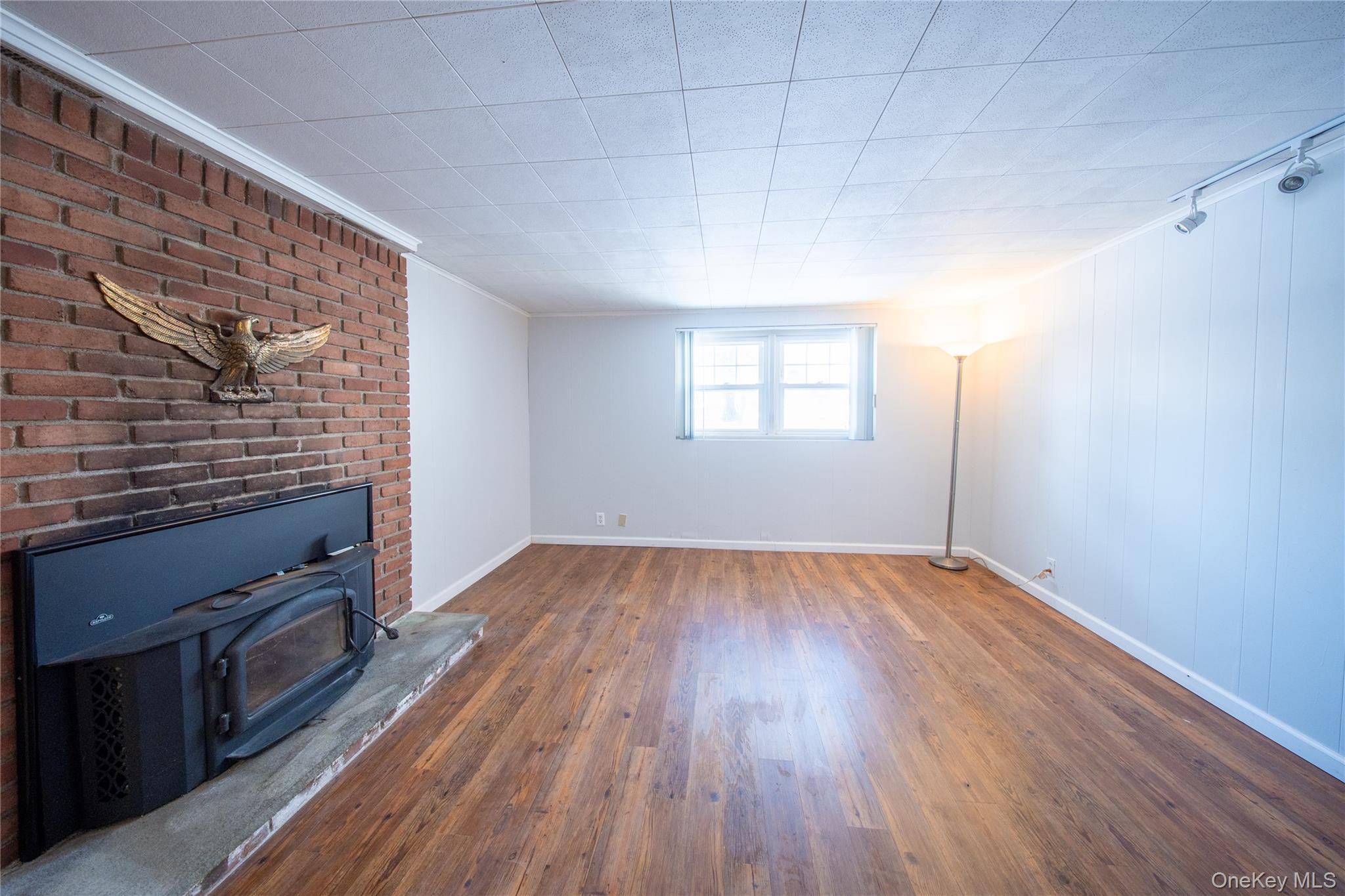 41 Foxhill Road Valhalla, NY 10595 - Photo 22 of 41