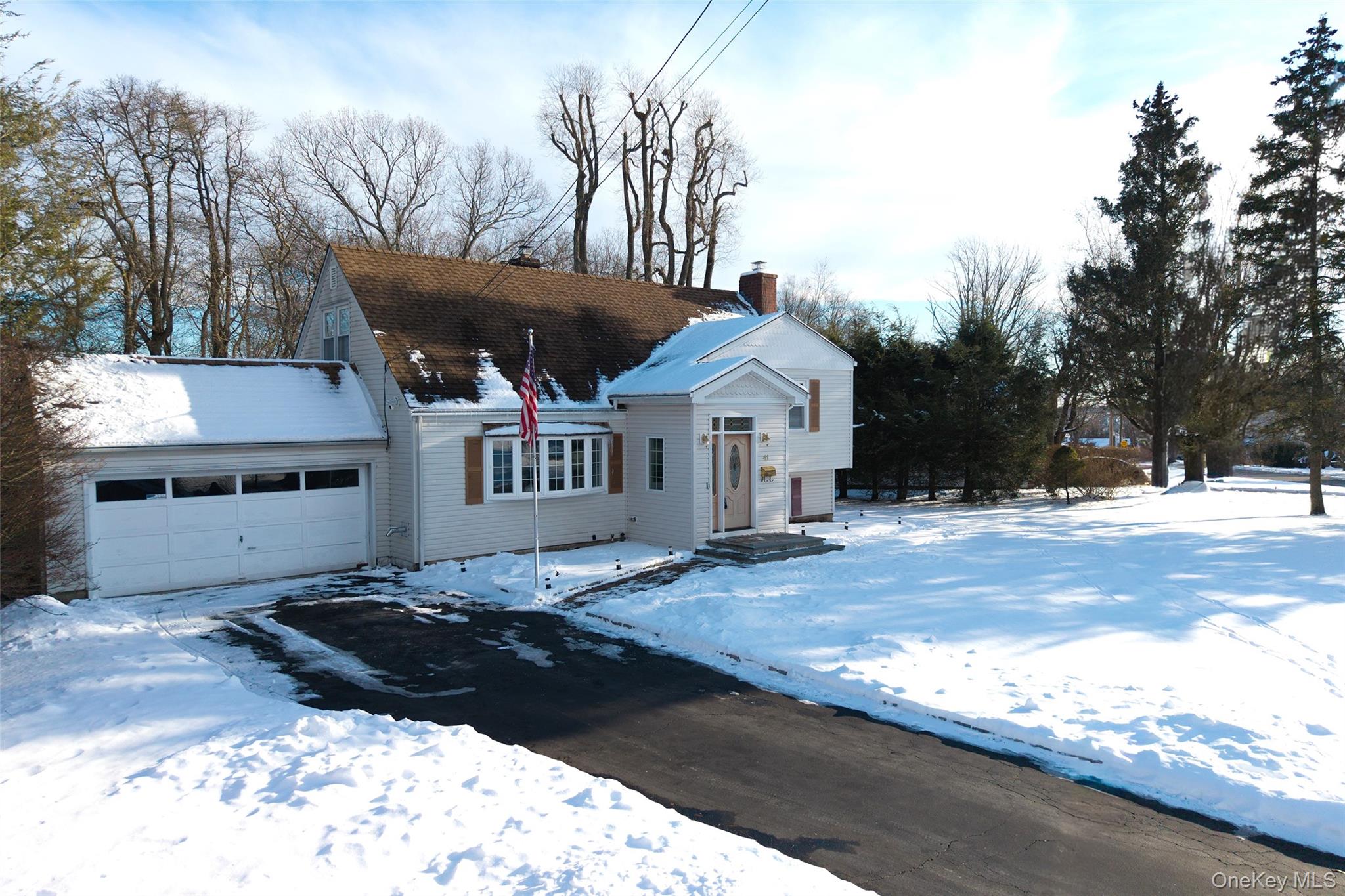 41 Foxhill Road Valhalla, NY 10595 - Photo 3 of 41