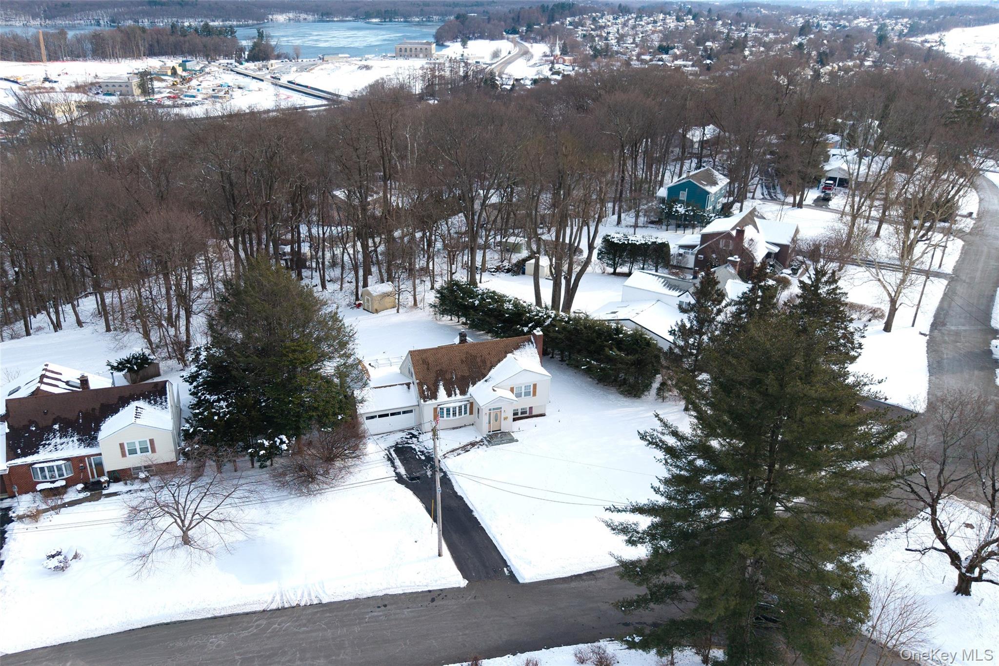 41 Foxhill Road Valhalla, NY 10595 - Photo 33 of 41