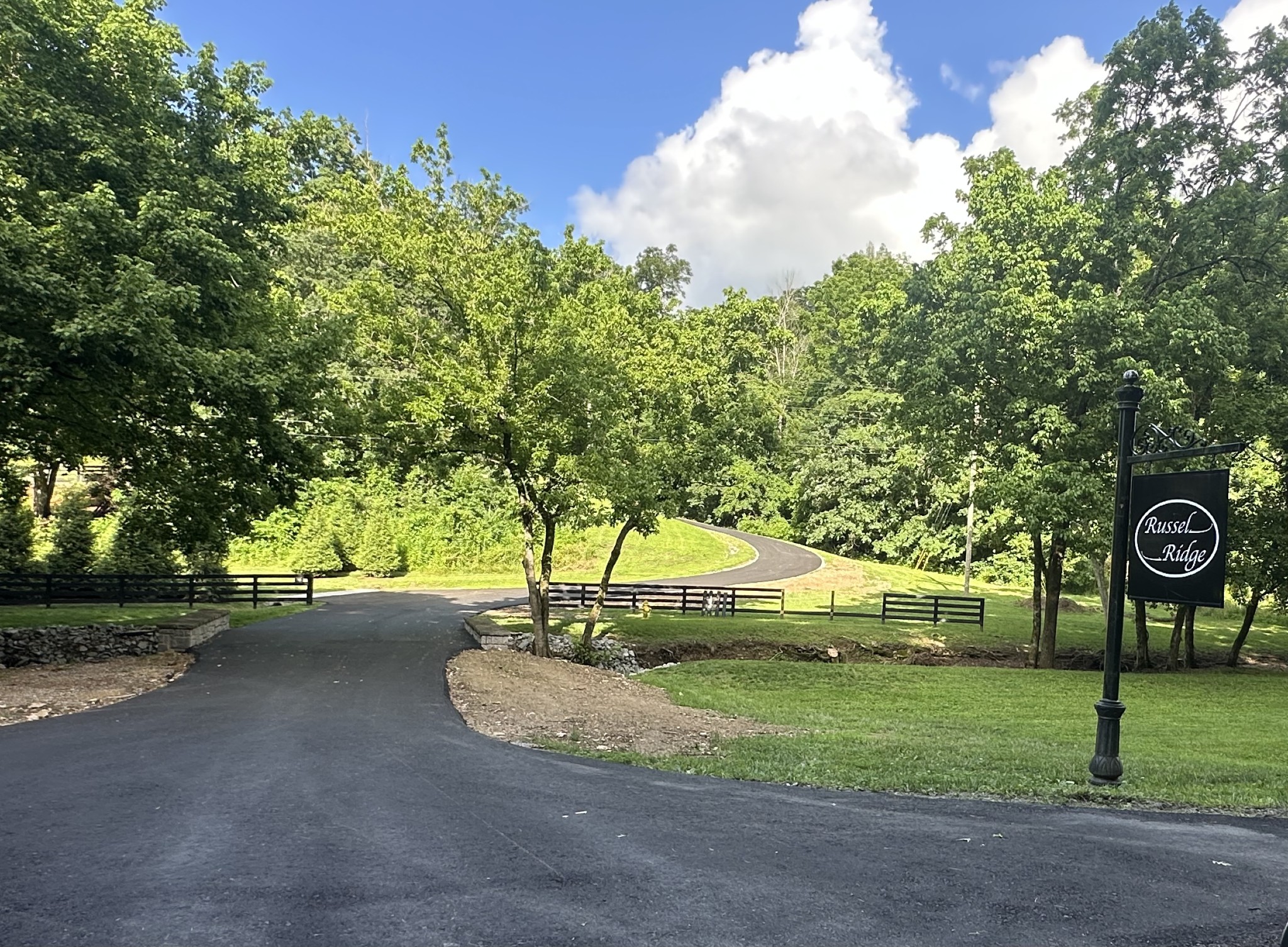 6017 Russell Ridge Lane Franklin, TN 37064 - Photo 1 of 66