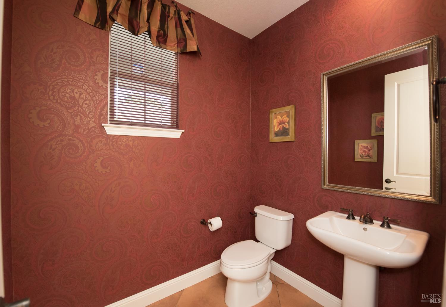 1937 Cooper Drive Santa Rosa, CA 95404 - Photo 7 of 38