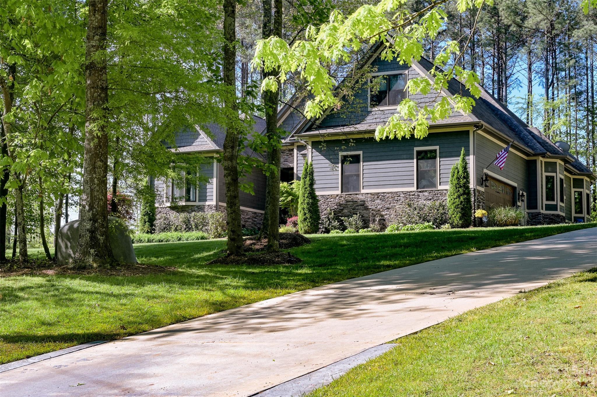 561 Normandy Road Mooresville, NC 28117 - Photo 1 of 35 Gallery Image 1