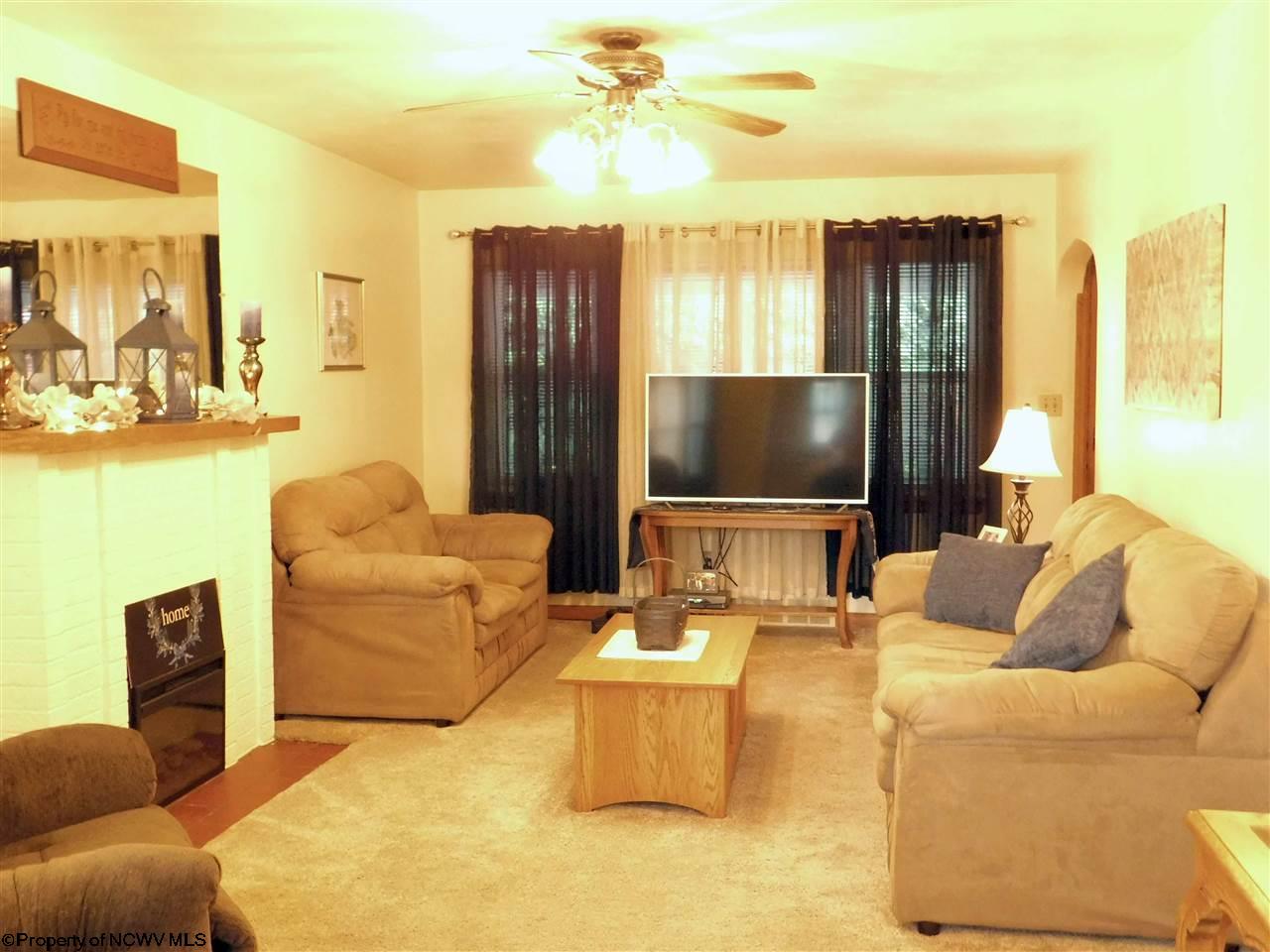 100 Mandan Road Clarksburg, WV 26301 - Photo 4 of 19 Gallery Image 4