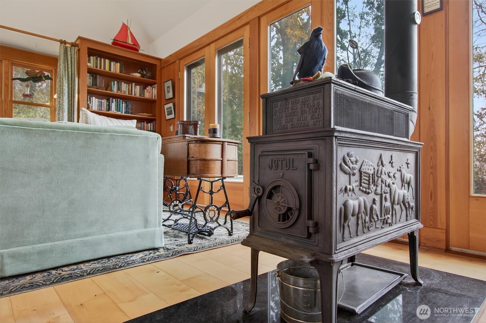 357 East Birnie Slough Road Cathlamet, WA 98612 - Photo 14 of 37