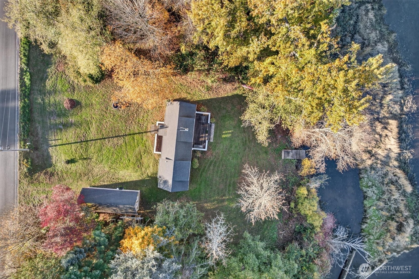 357 East Birnie Slough Road Cathlamet, WA 98612 - Photo 35 of 37