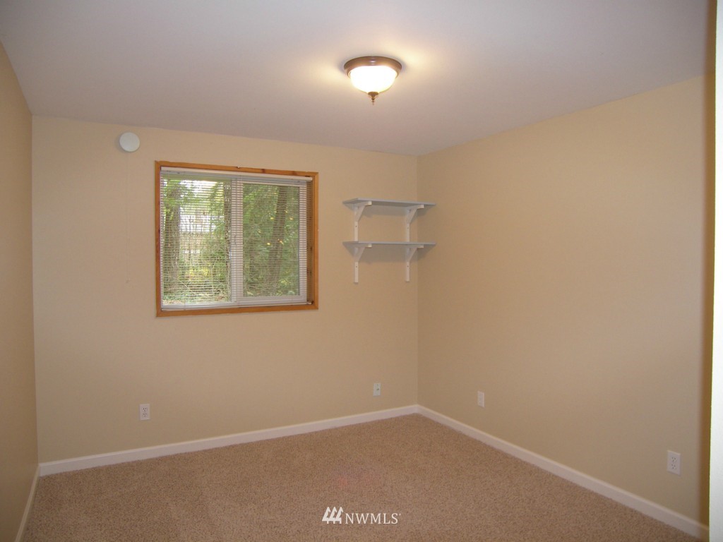 7724 Silver Lake Road Maple Falls, WA 98266 - Photo 13 of 19