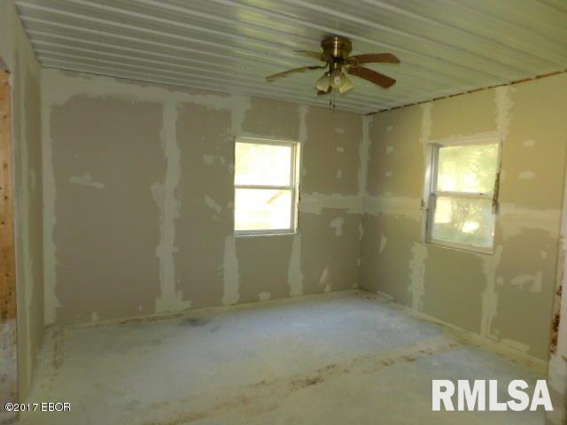 2110 State Pond Road Jonesboro, IL 62952 - Photo 11 of 17 Gallery Image 11