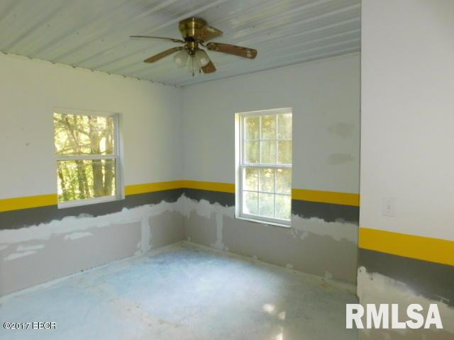 2110 State Pond Road Jonesboro, IL 62952 - Photo 7 of 17 Gallery Image 7