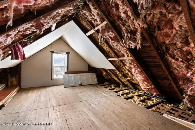 $139,000 | 625 East Grant Street, Olyphant, PA 18447