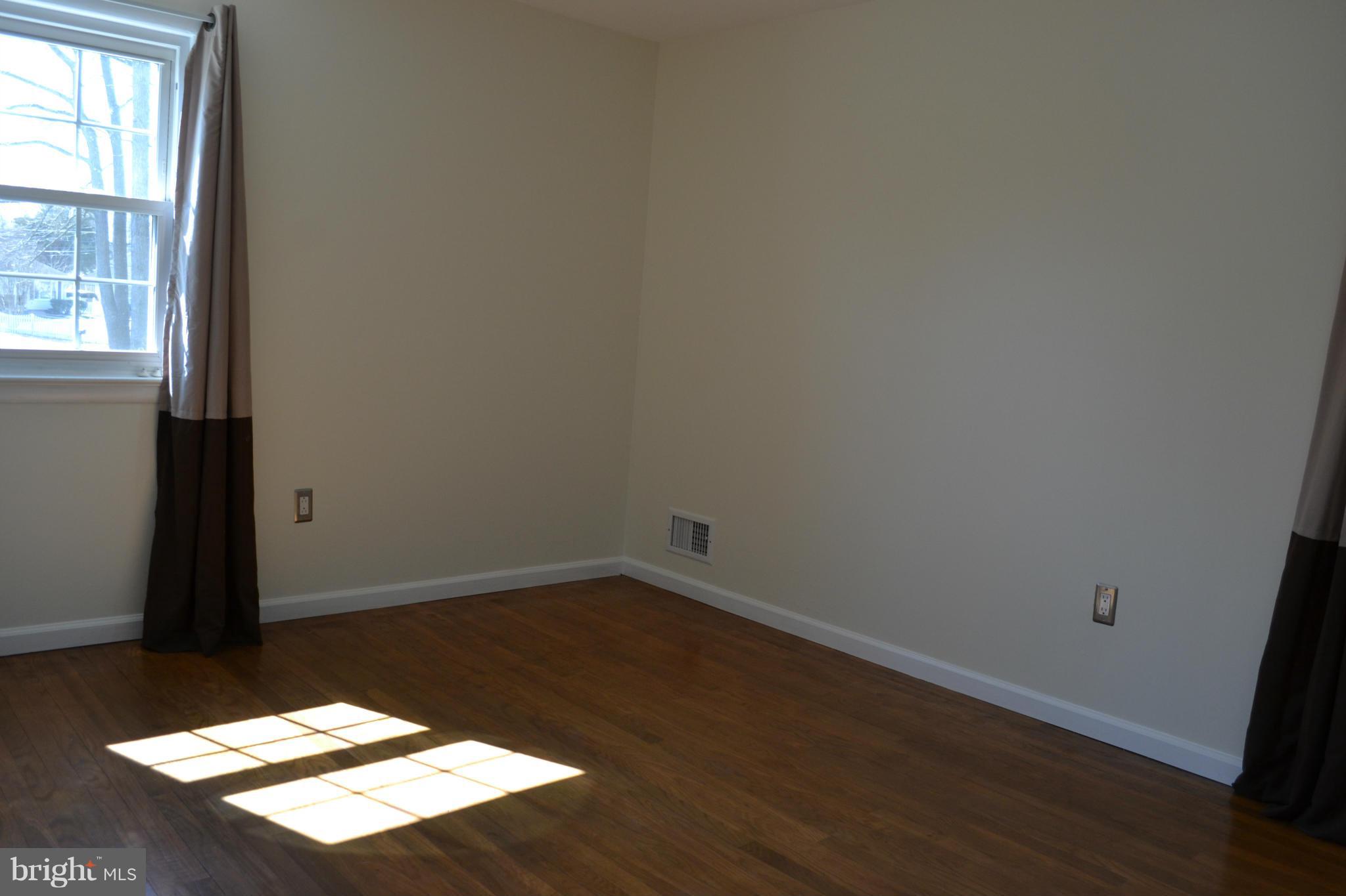 8018 Frye Road Alexandria, VA 22309 - Photo 12 of 26 Bedroom (Master)