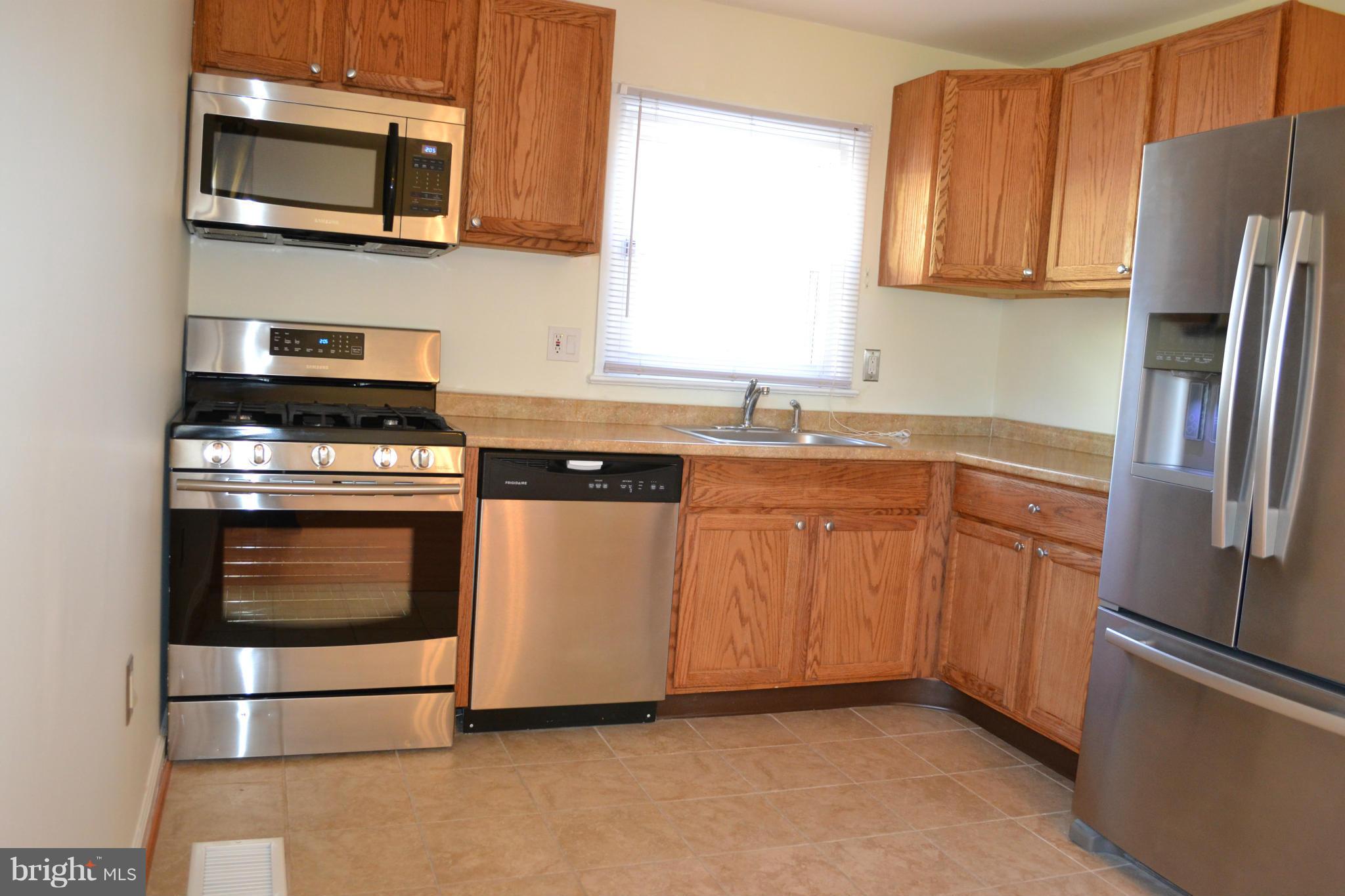 8018 Frye Road Alexandria, VA 22309 - Photo 2 of 26 Kitchen