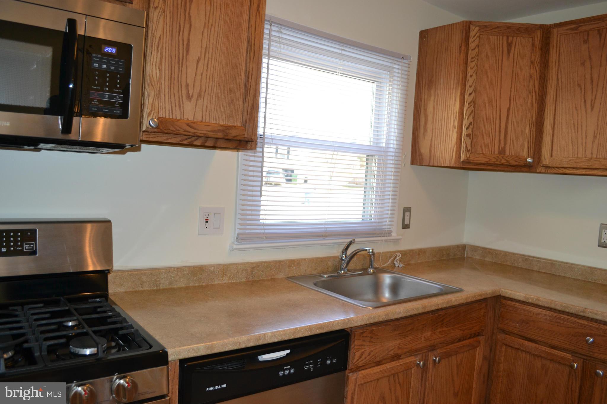 8018 Frye Road Alexandria, VA 22309 - Photo 3 of 26 Kitchen