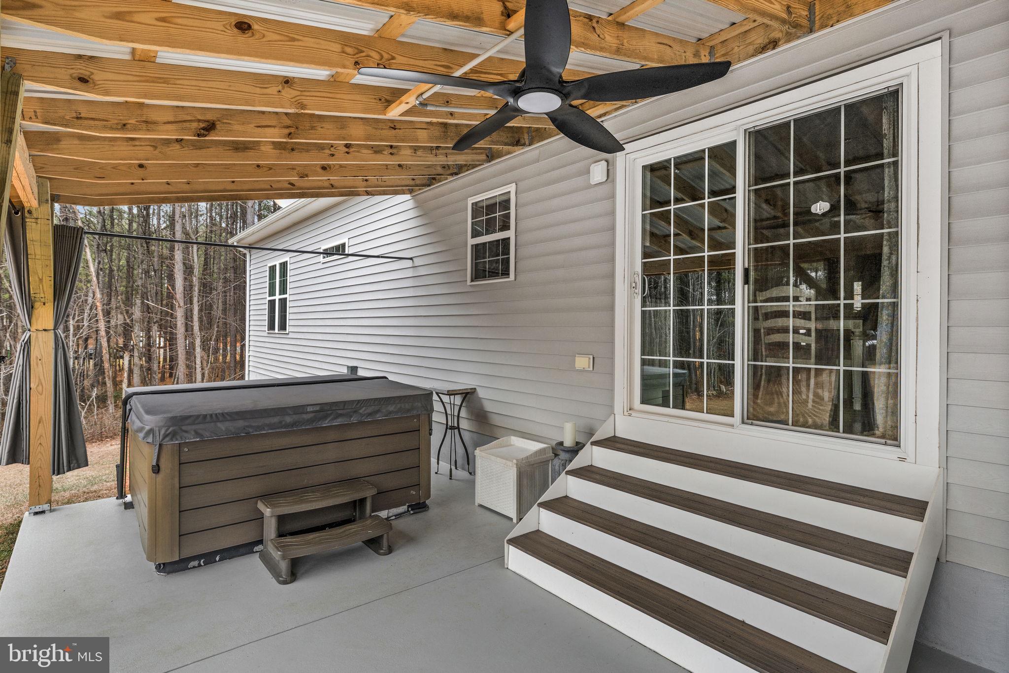 11026 Tower Road Unionville, VA 22567 - Photo 33 of 53 Entrance to kitchen from rear porch