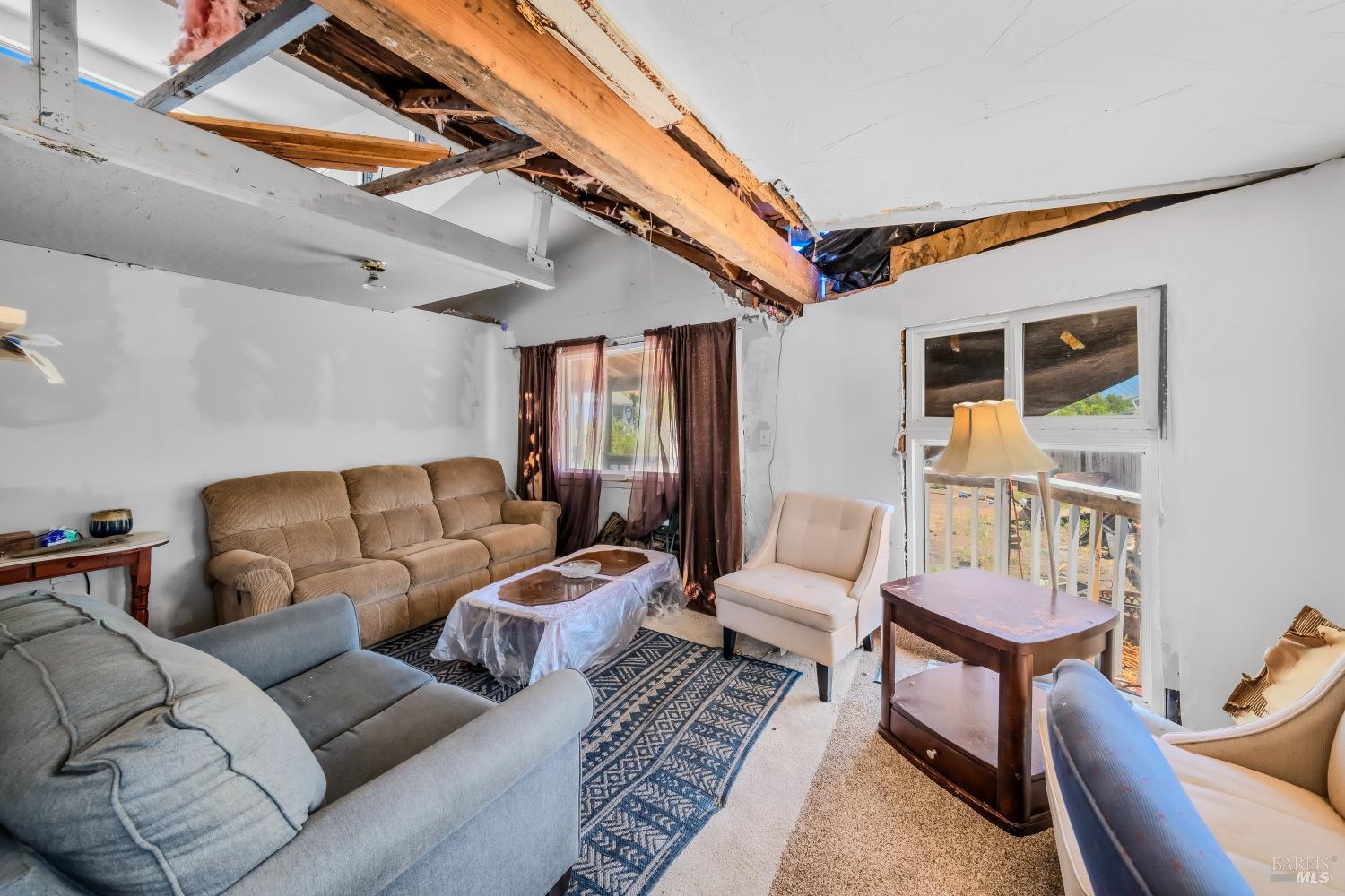 1129 Fresno Avenue Santa Rosa, CA 95407 - Photo 25 of 47 Living room