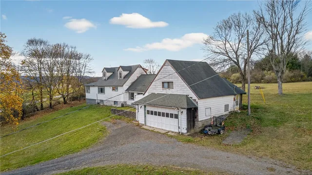 $210,000 | 409 Ridge Road, Veteran, NY 14845