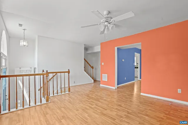 a view interior of a house with an entryway