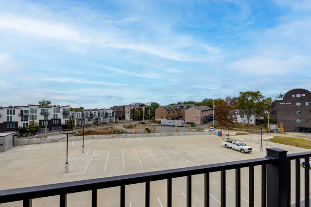 $2,495 | 303 31st Avenue North, Unit 515, Nashville, TN 37203
