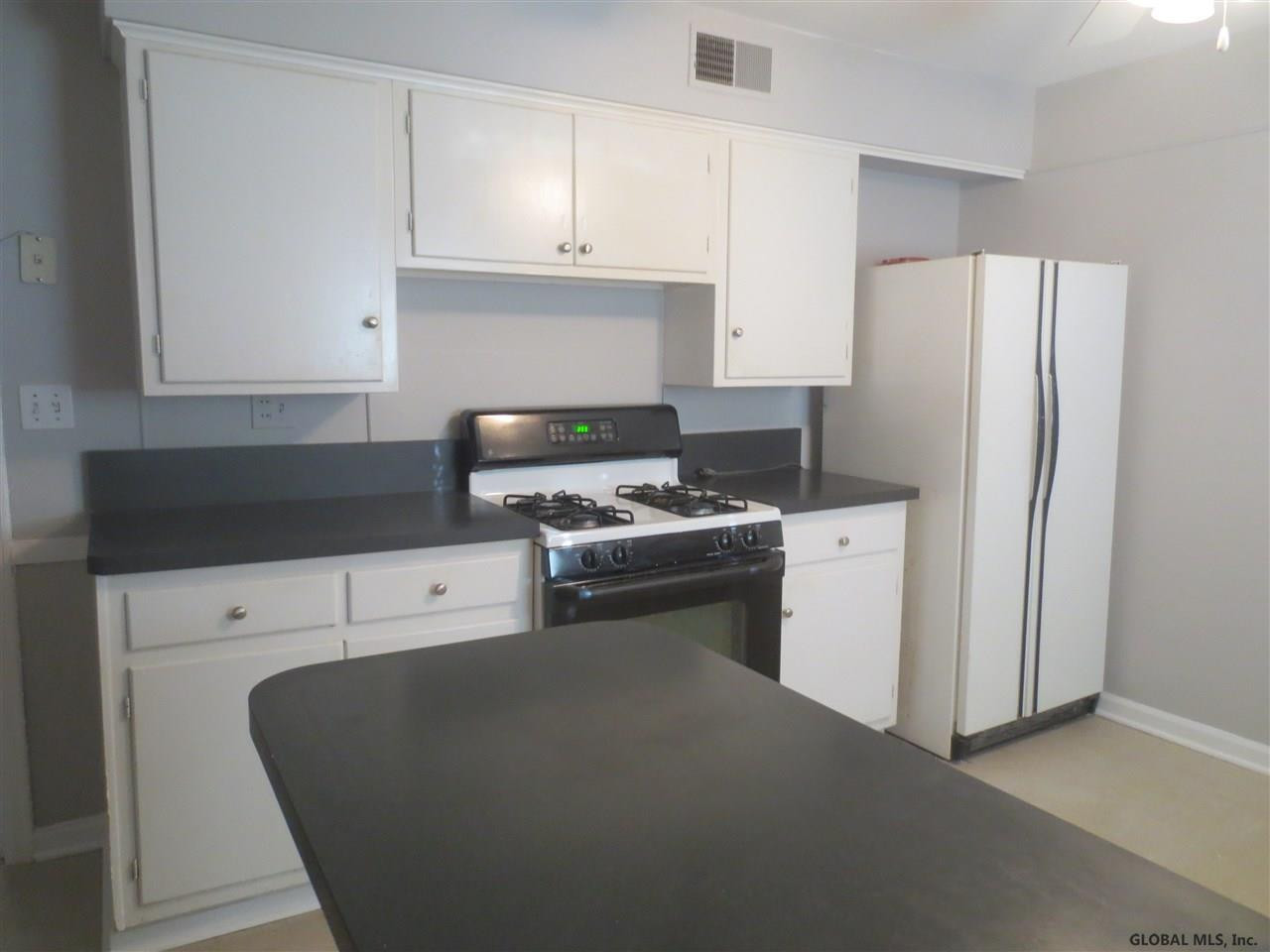 121 Winne Road Bethlehem, NY 12054 - Photo 8 of 25 Photo 8