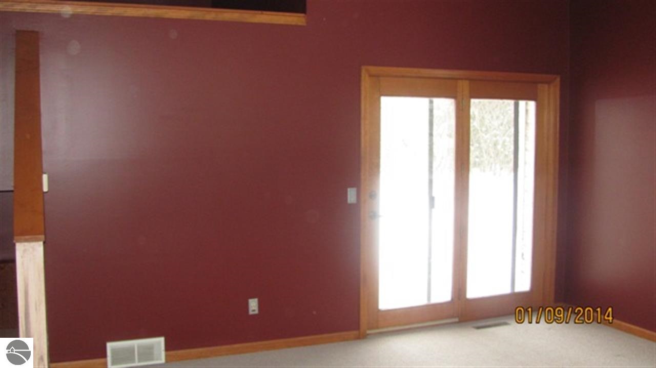5363 Harris Road Traverse City, MI 49684 - Photo 5 of 22 1780354-4.JPG