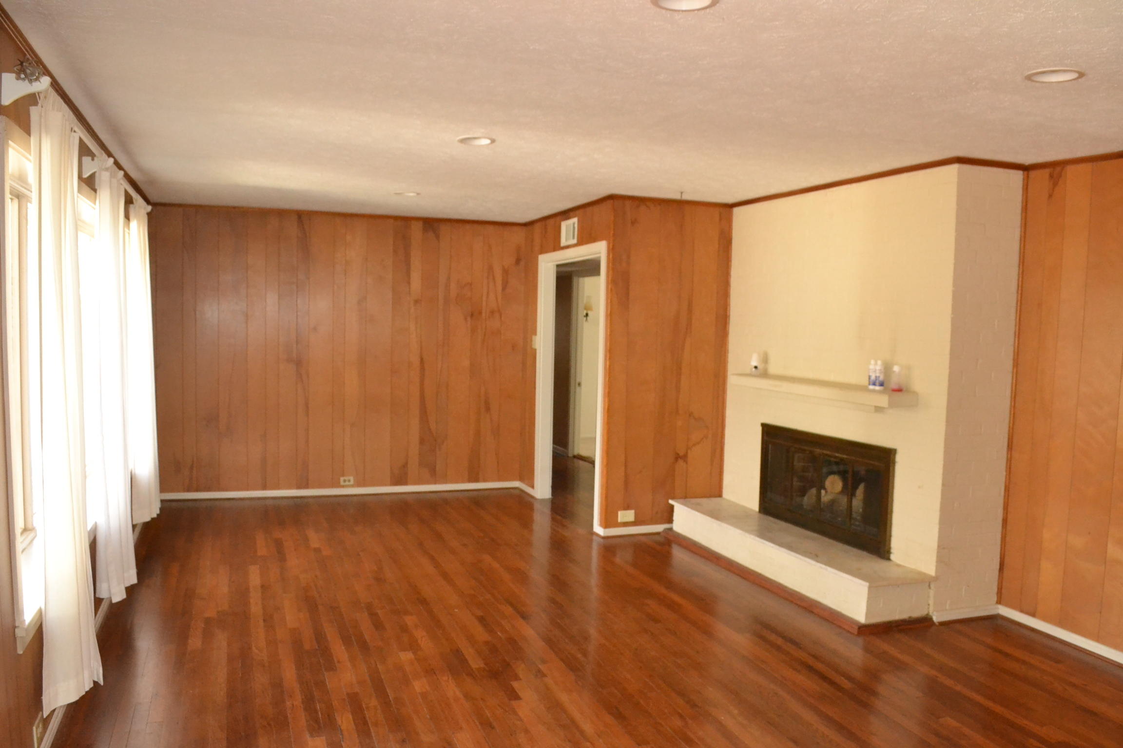 114 Outer Drive Oak Ridge, TN 37830 - Photo 3 of 31 DSC_0951