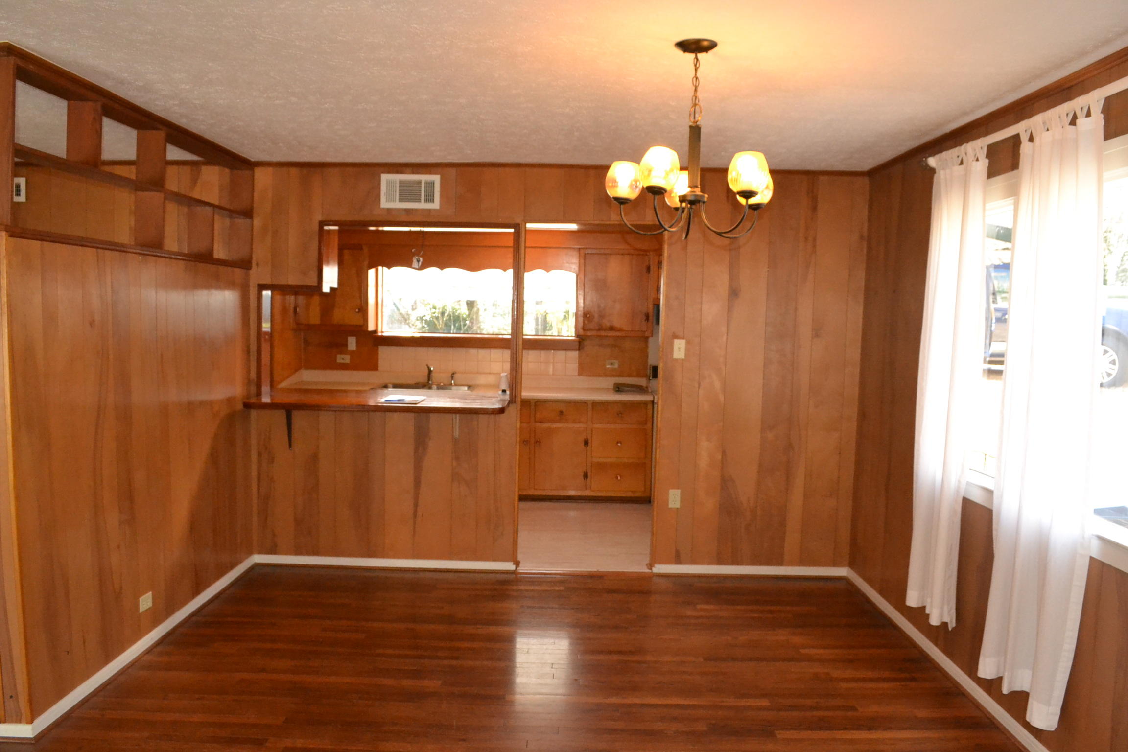114 Outer Drive Oak Ridge, TN 37830 - Photo 4 of 31 DSC_0958