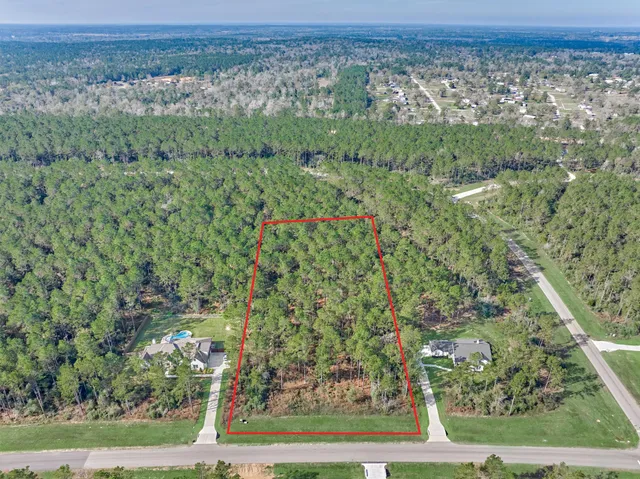 an aerial view of a houses