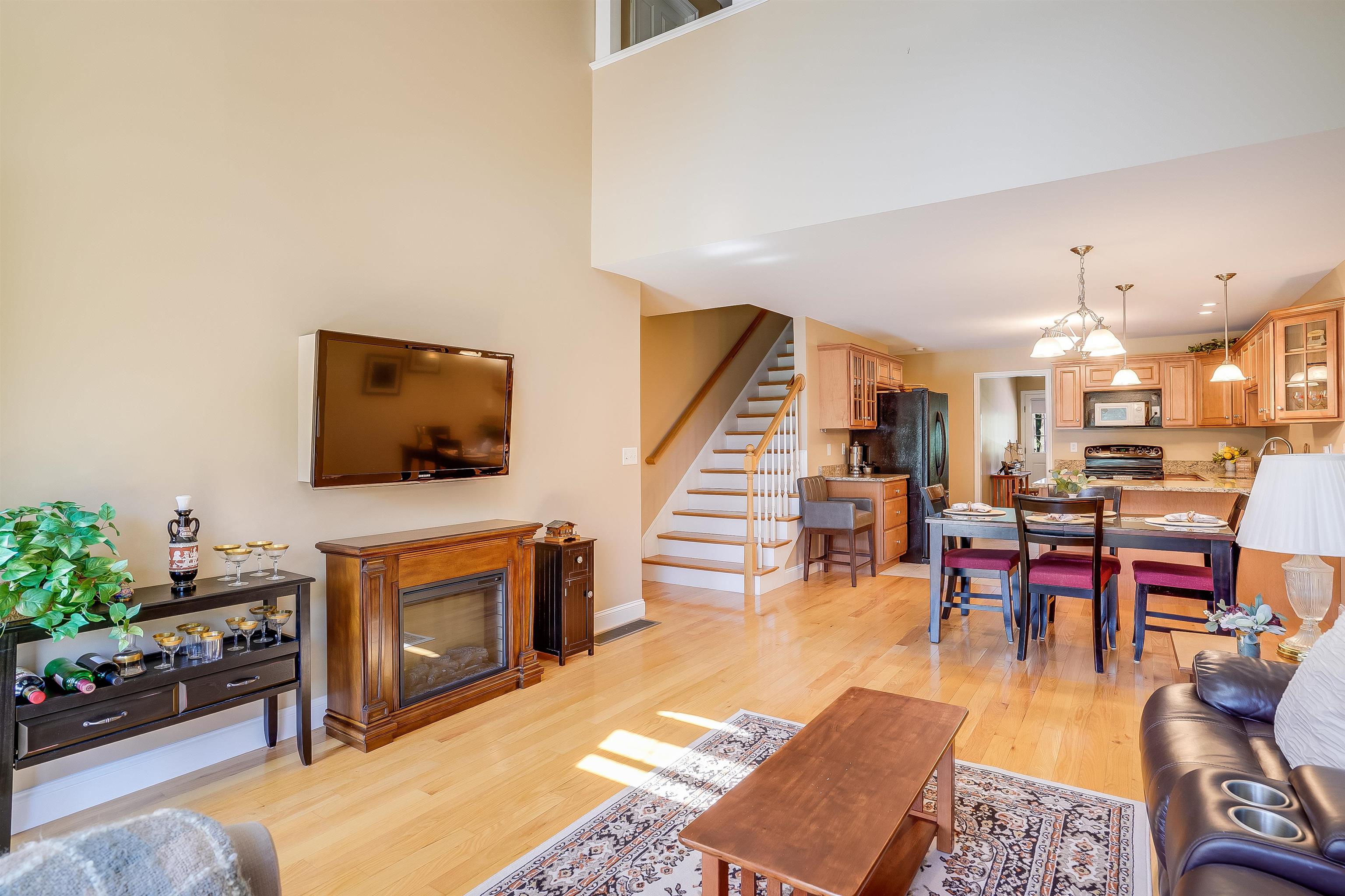22 Settlers Way Pelham, NH 03076 - Photo 24 of 35