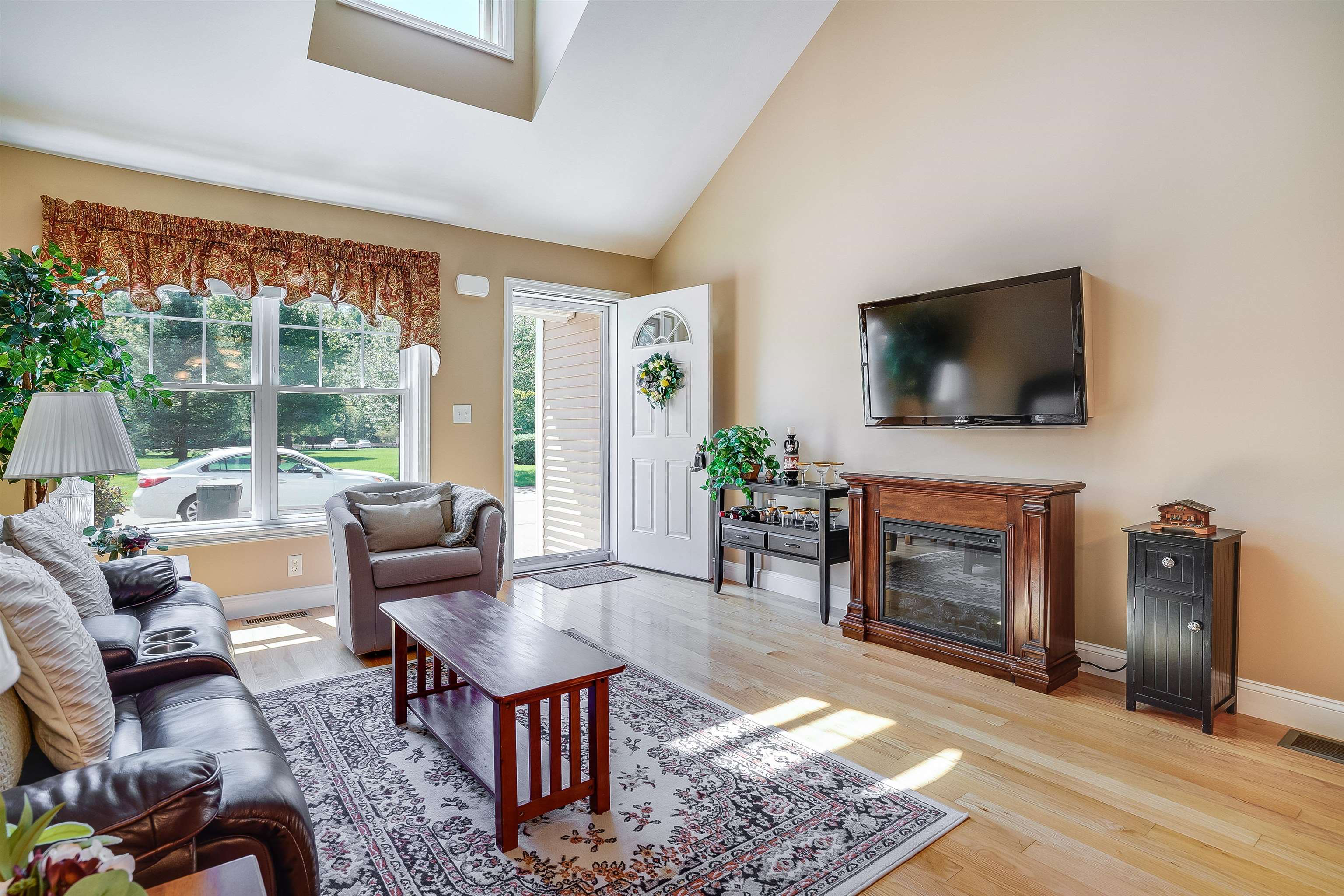 22 Settlers Way Pelham, NH 03076 - Photo 31 of 35