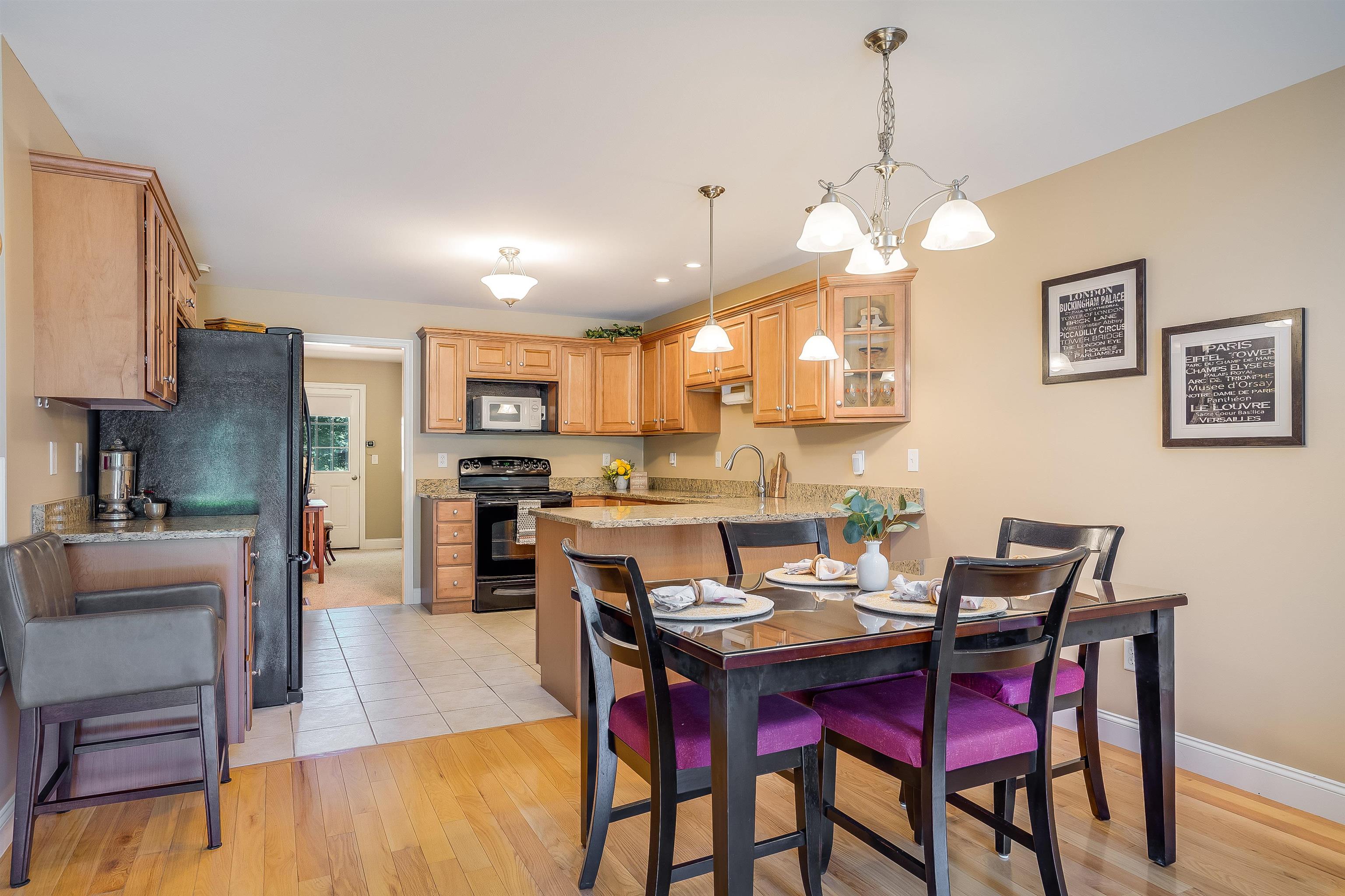 22 Settlers Way Pelham, NH 03076 - Photo 33 of 35