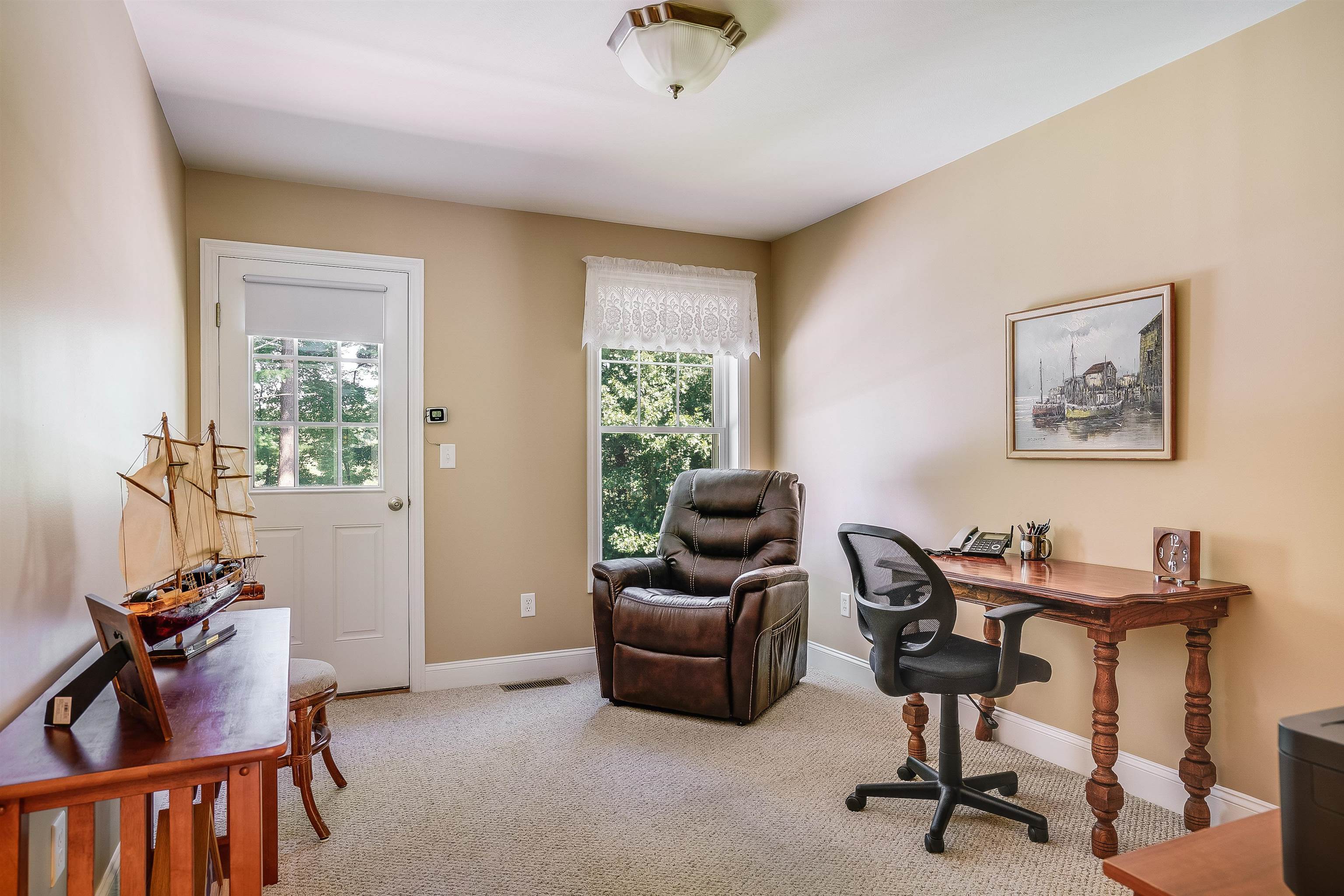 22 Settlers Way Pelham, NH 03076 - Photo 5 of 35