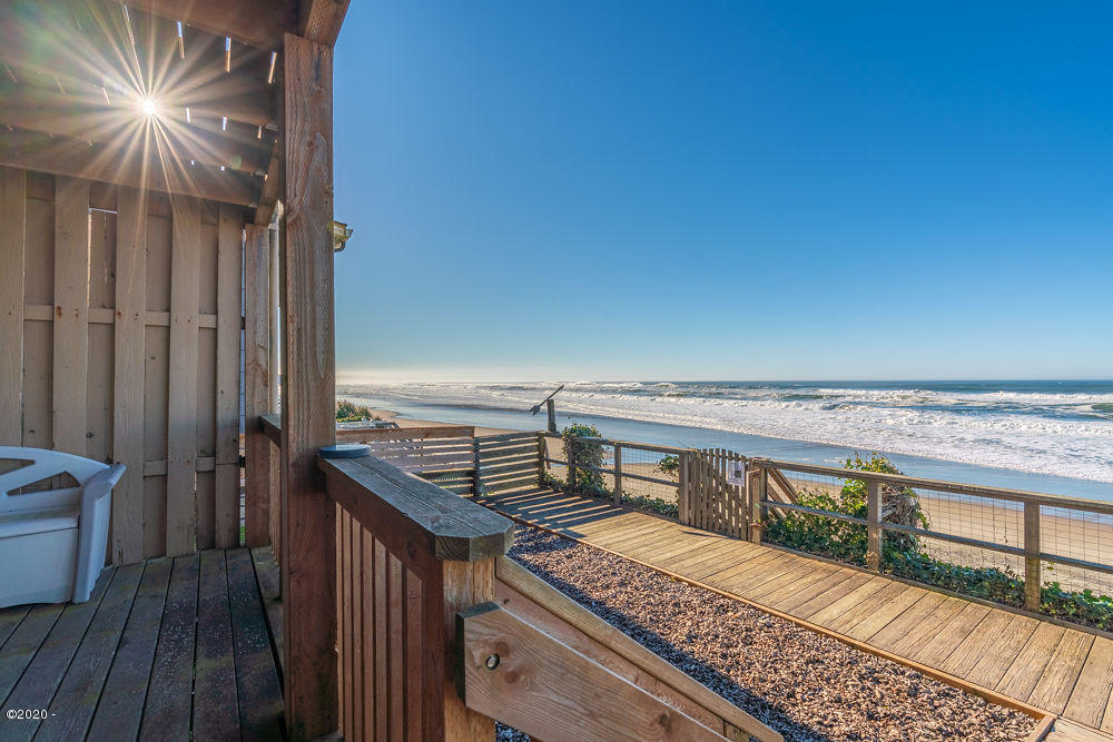 7131 Northeast Logan Road Lincoln City, OR 97367 - Photo 52 of 57 _DSC9561-HDR-SEO-YOUR-IMAGE
