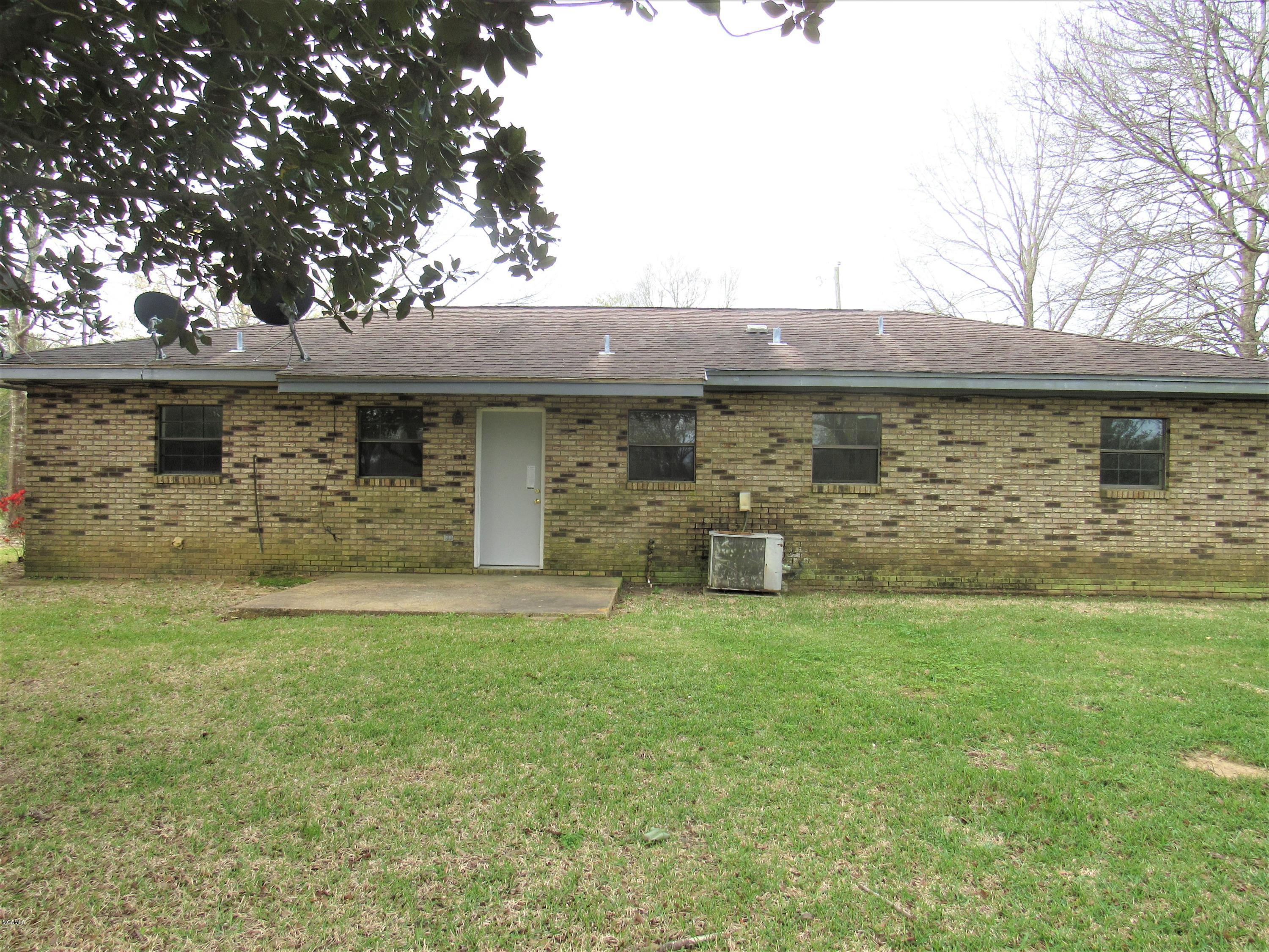 22716 Blackwell Farm Road Saucier, MS 39574 - Photo 20 of 21 BACK OF HOME