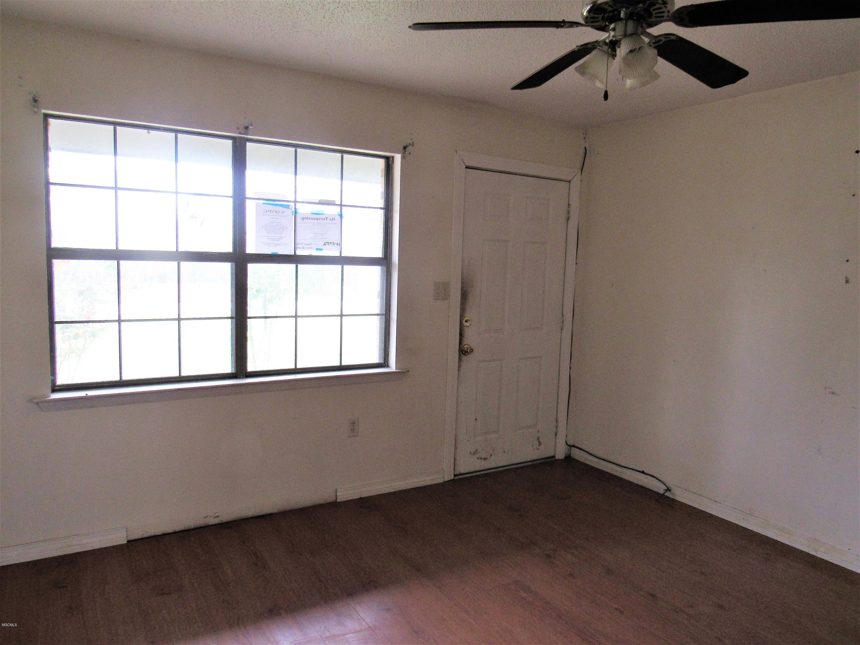 22716 Blackwell Farm Road Saucier, MS 39574 - Photo 3 of 21 LIVING ROOM VIEW 2