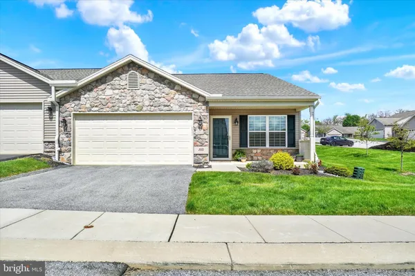 $289,900 | 200 Jutland Way, Unit 251, Red Lion, PA 17356