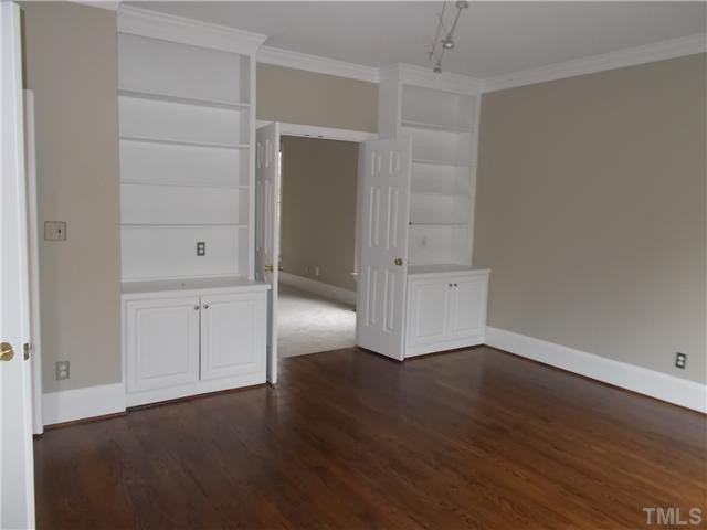 3914 Chippenham Road Durham, NC 27707 - Photo 19 of 23 Studio/Study/Office