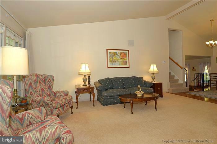 5 Narrows Court Silver Spring, MD 20906 - Photo 17 of 30 Spacious Living Room