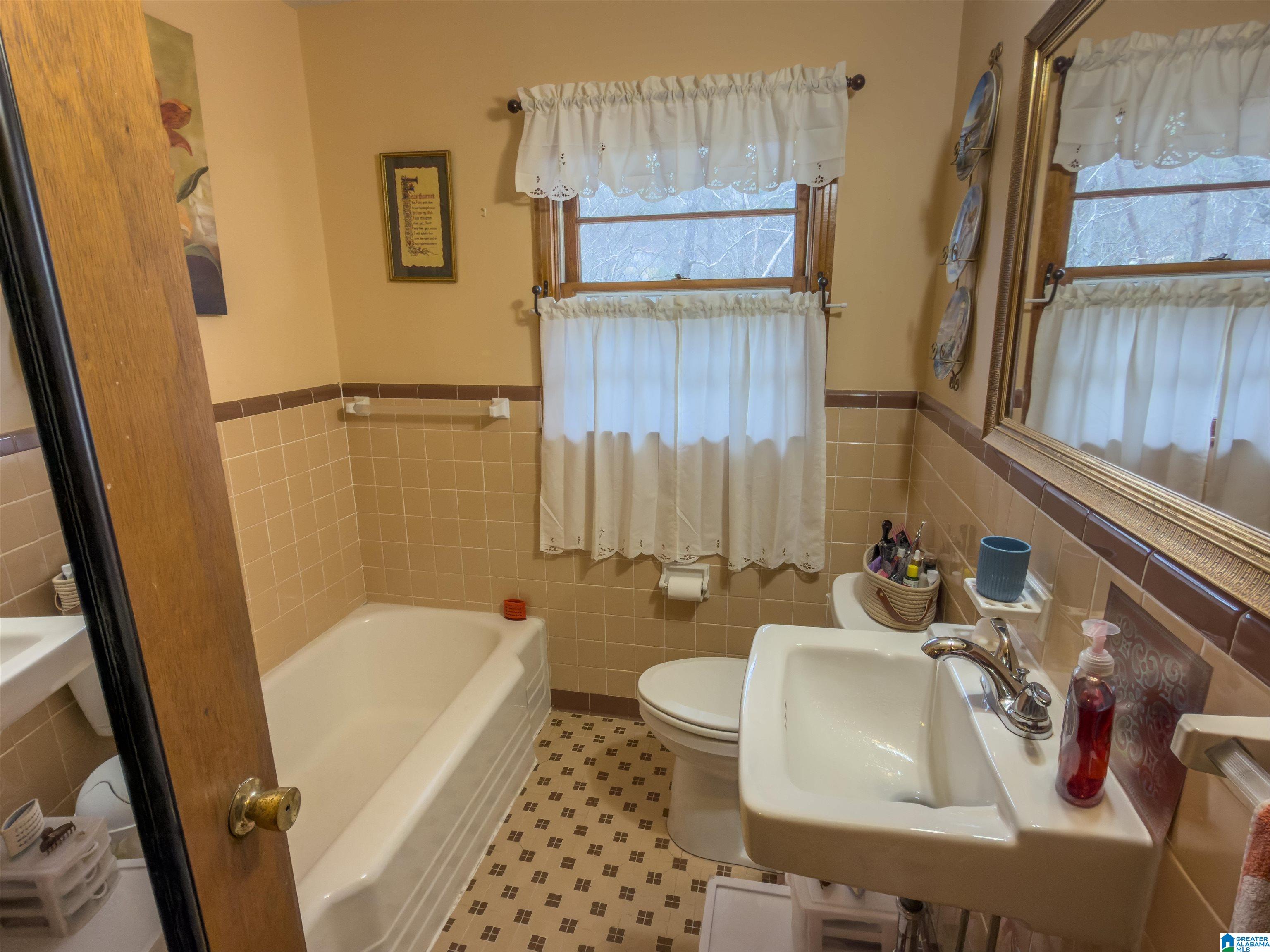 1208 Robinhood Road Gadsden, AL 35904 - Photo 12 of 23