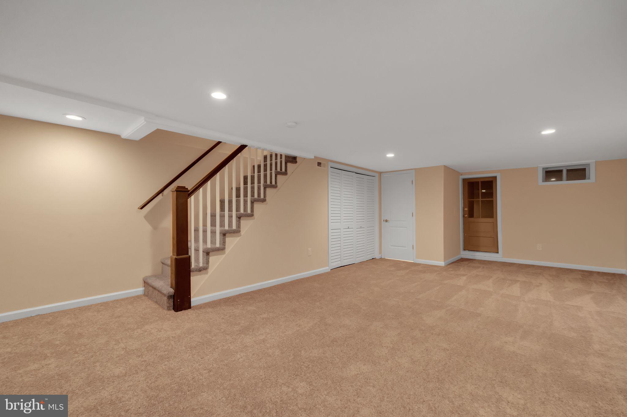 245 South Clinton Street Baltimore, MD 21224 - Photo 26 of 39 a view of an empty room