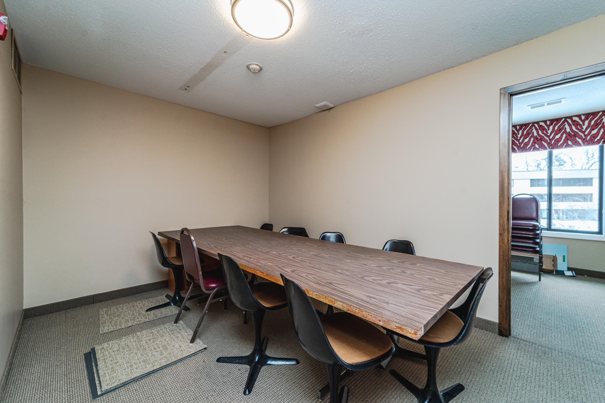 7500 Cahill Road, Unit 115C Edina, MN 55439 - Photo 32 of 49