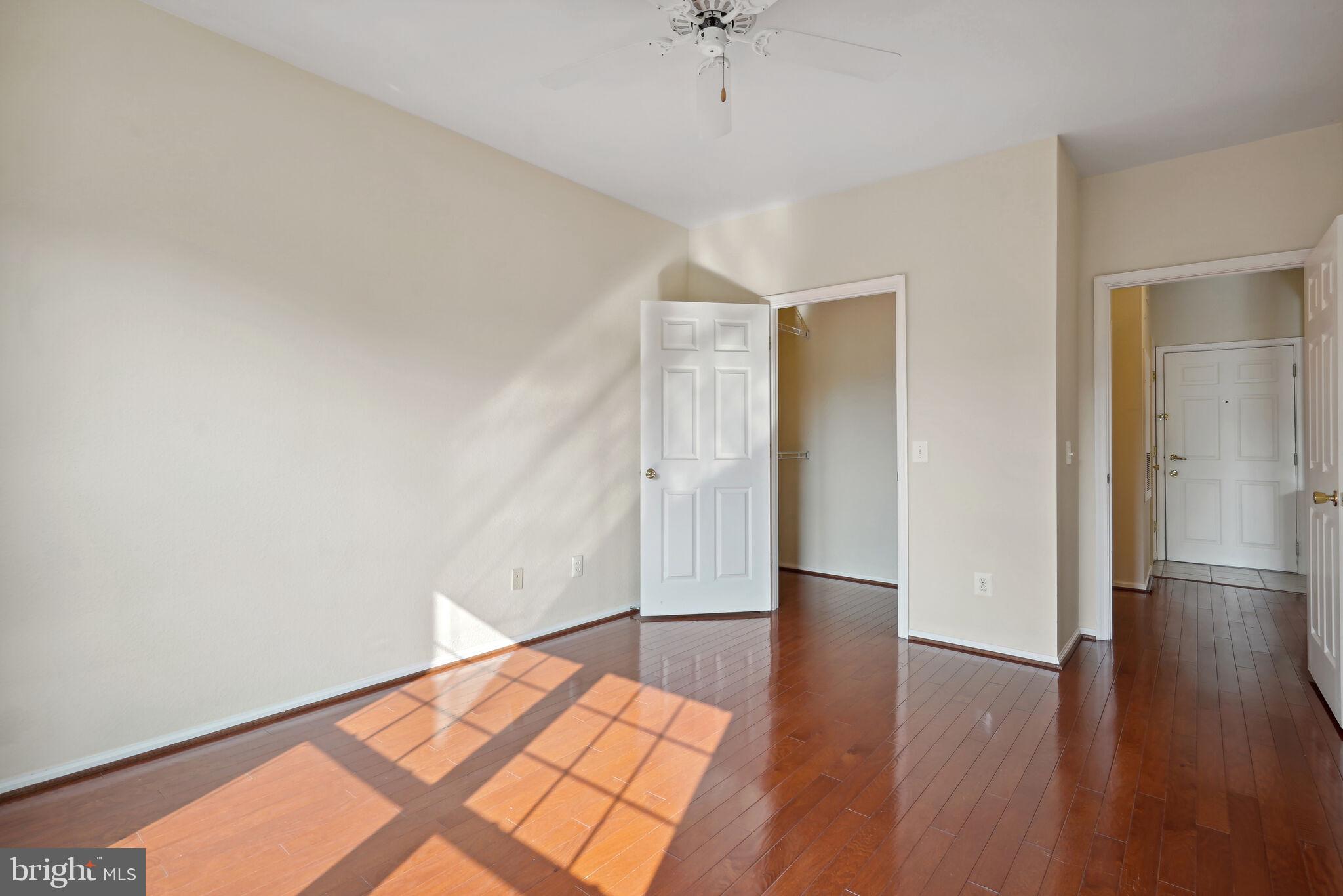 1581 Spring Gate Dr., Unit 5212 McLean, VA 22102 - Photo 9 of 27 Bedroom - light & bright