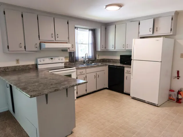 $2,400 | 6 Woodland Court, Marlborough, NH 03455