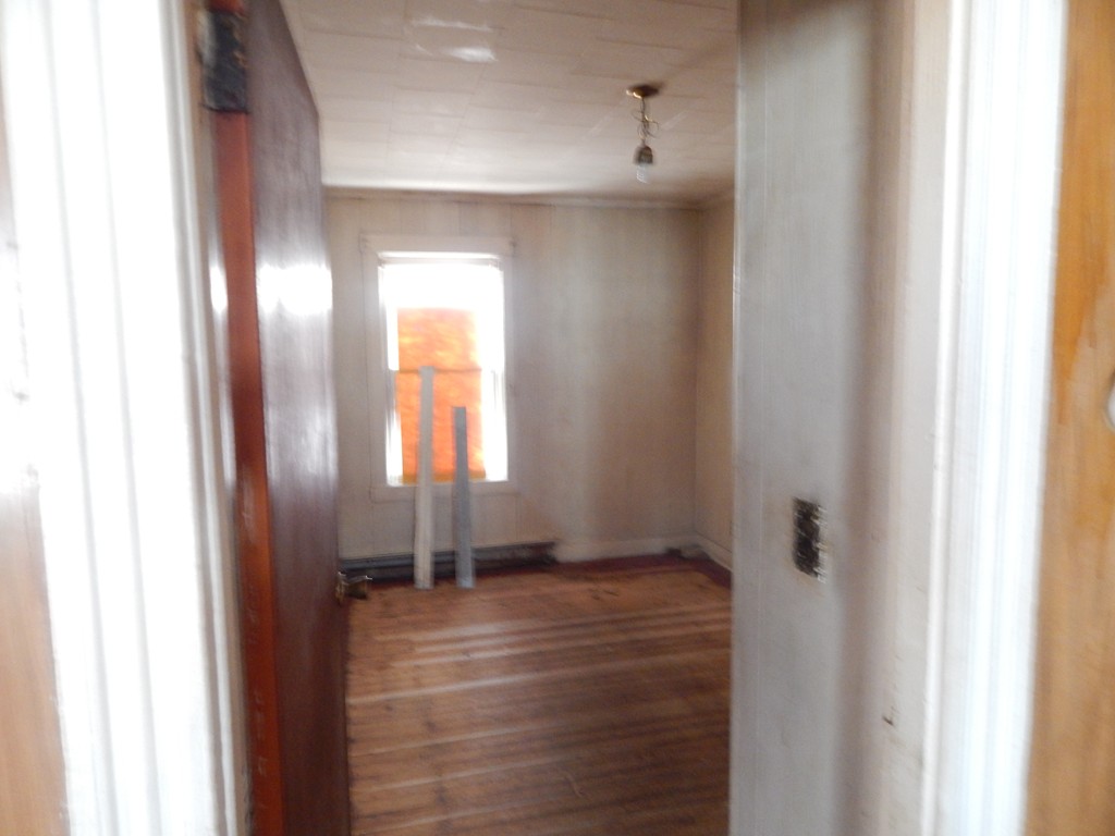 289 Mulberry Street Fall River, MA 02721 - Photo 8 of 12 Gallery Image 8
