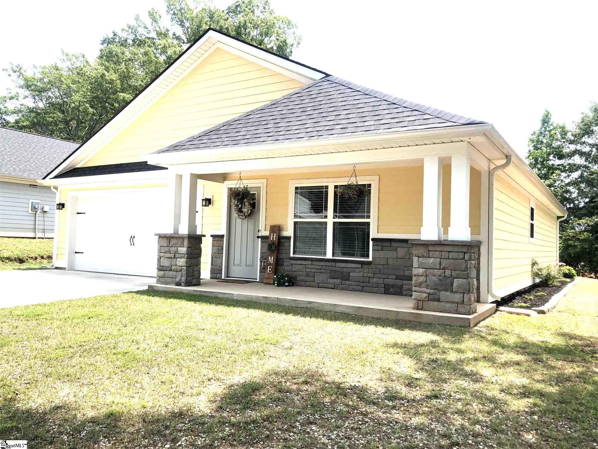 115 Shaw Street Fountain Inn, SC 29644 - Photo 3 of 28