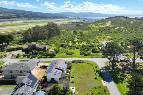 $1,599,000 | 121 Bernal Avenue, Moss Beach, CA 94038