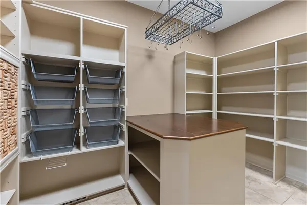 $1,450,000 | 21310 East 34th Street, Independence, MO 64057