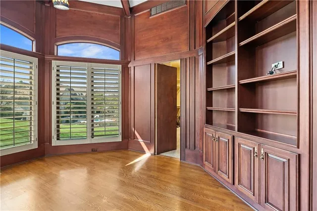 $1,475,000 | 21310 East 34th Street, Independence, MO 64057